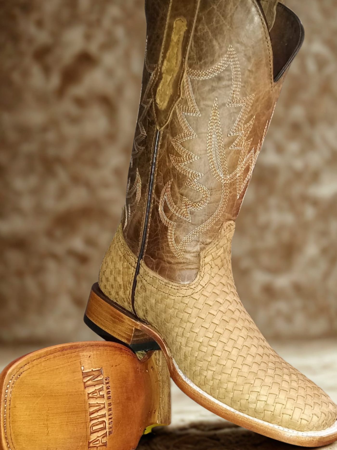 Bota tejida original miel